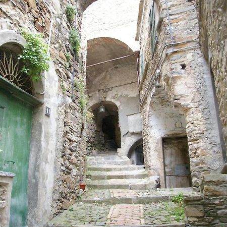 Ca 'Da Belan Mari' Villa Montalto Ligure Exterior photo